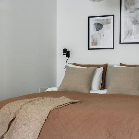 Low-Cost Stay In Sofo, Construction Work Stockholm Bagian luar foto